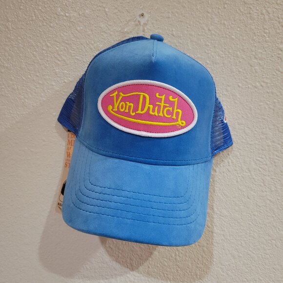NWT Von Dutch Hollywood Blue Velvet Trucker Hat - Picture 1 of 8